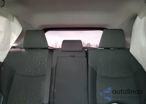 2023 Toyota Rav4 Xle z USA, uszkodzony, nr VIN 2T3P1RFV8PC376424